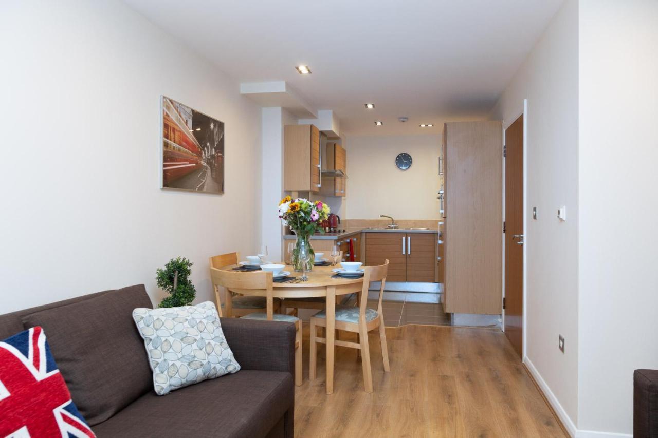 Royal Crossharbour Apartment Londýn Exteriér fotografie